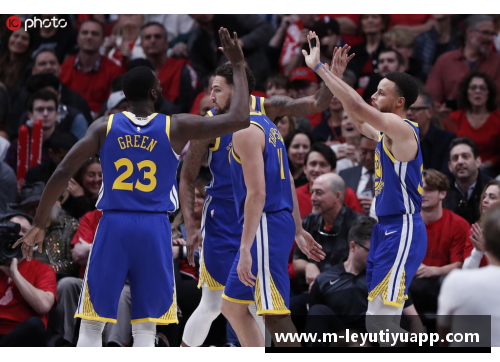 19NBA西部总决赛：勇士与开拓者的对决揭示了球队实力的深度与广度